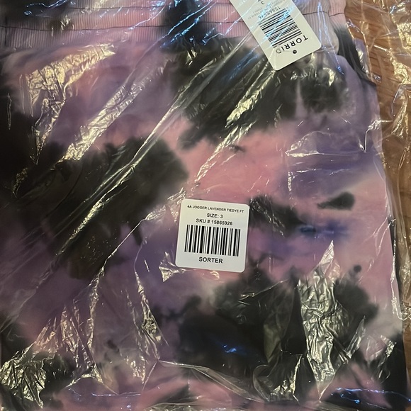 Torrid Classic Fit Jogger Lavender purple tie dye NEW - Picture 5 of 5